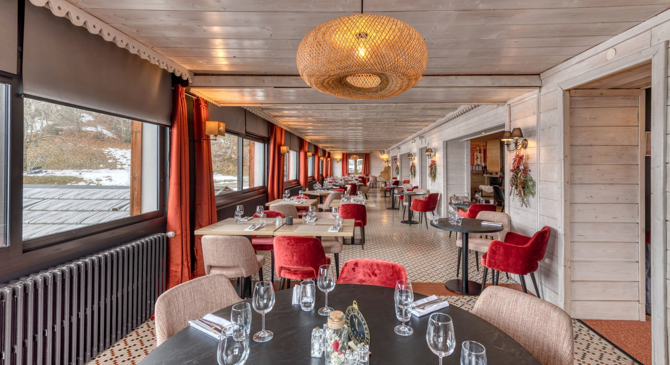 Hotel Le Bois Joli Hotel & Restaurant in SaintPaul en Chablais