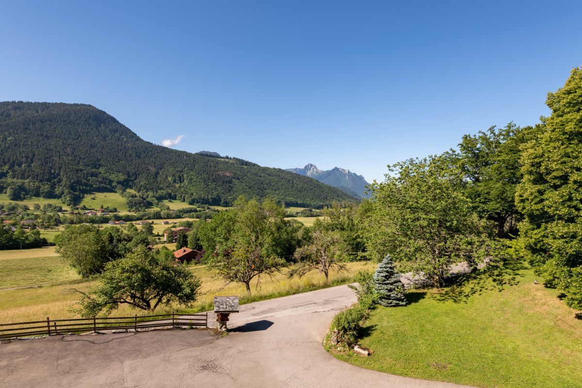 Hotel Le Bois Joli - Surrounding