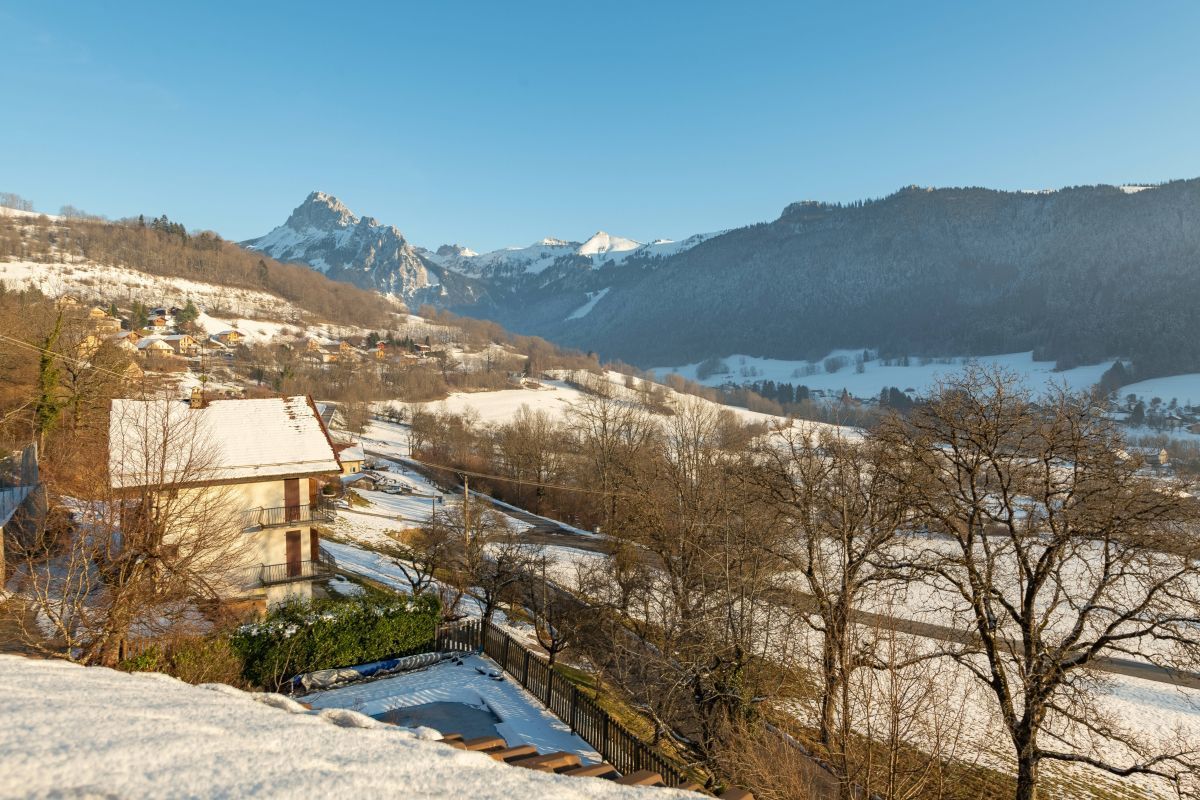 Hotel Le Bois Joli - Surrounding