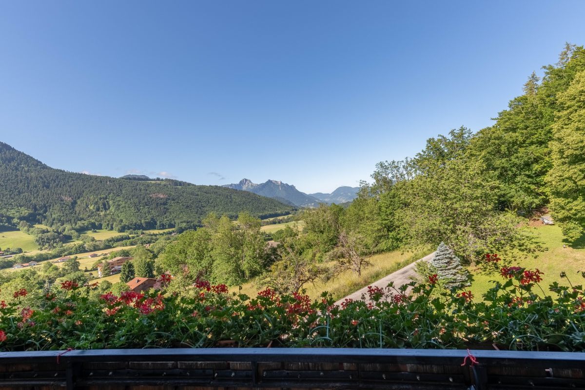 Hotel Le Bois Joli - Surrounding